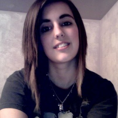 Brittany Newcomb Photo 31