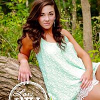 Lindsey Greene Photo 36