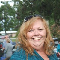 Ellen Decker Photo 16