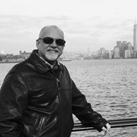 Bruce Larsen Photo 36