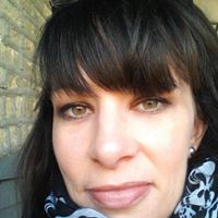 Julia Barden Photo 4