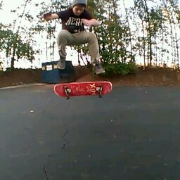 Derrick Daniels Photo 10