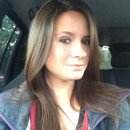 Ashley Viands Photo 4