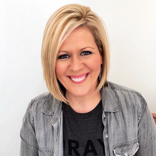 Sarah Roe Photo 23