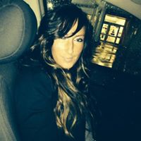 Nikki Warner Photo 18