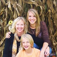 Laura Schmidt Photo 41