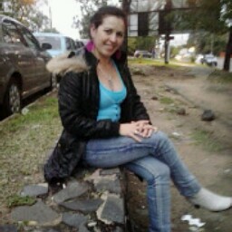 Nidia Escobar Photo 23