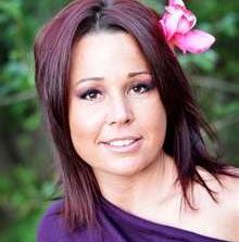 Ellen Harrington Photo 30