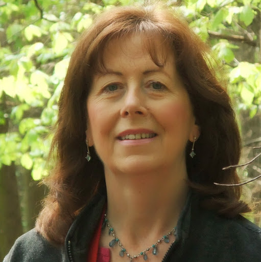Elizabeth Ashby Photo 31