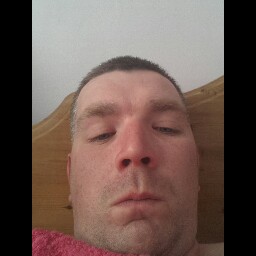 Robert Mahoney Photo 37