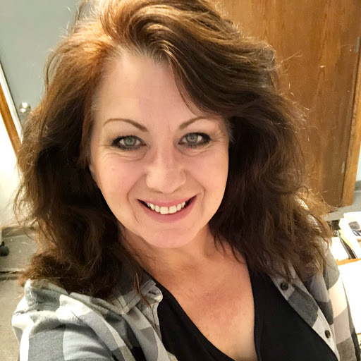 Angela Snyder Photo 19