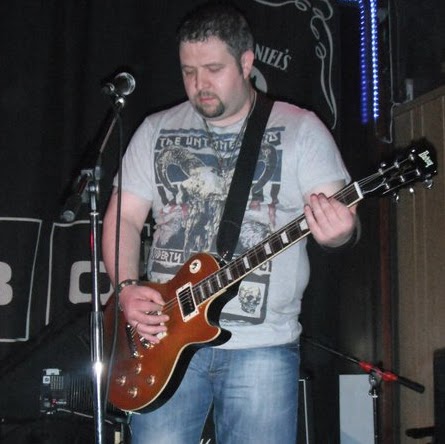 Mark Gillespie Photo 56