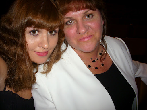 Julie Maloney Photo 35