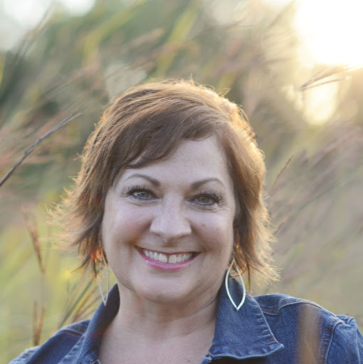 Debbie Marshall Photo 39