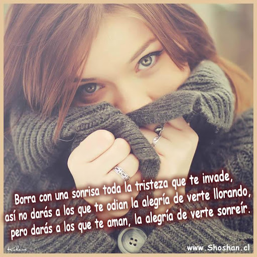 Ana Santiago Photo 6