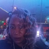 Stephanie Brooks Photo 32