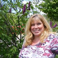 Lisa Comstock Photo 7