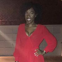 Tenesha Robinson Photo 8