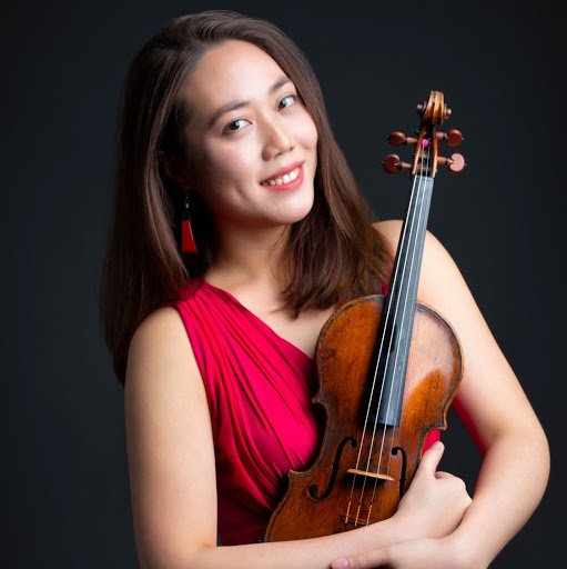 Jean Huang Photo 19