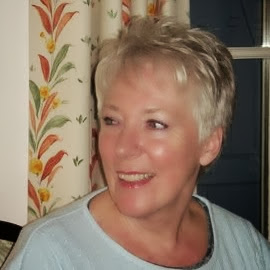 Dee Wilkinson Photo 24