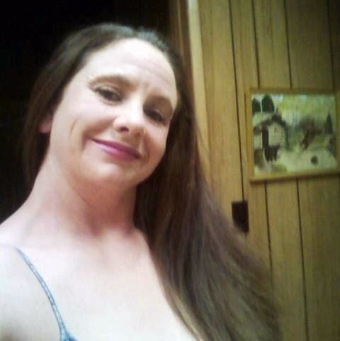 Kathryn Mills Photo 26
