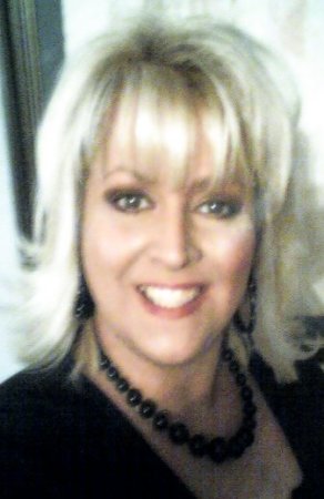 Debbie Dukes Photo 16