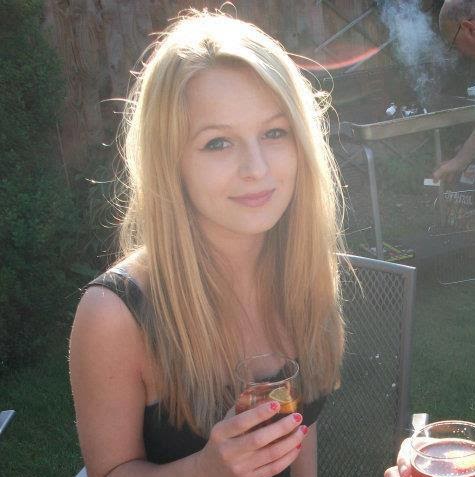 Claire Mckenna Photo 27