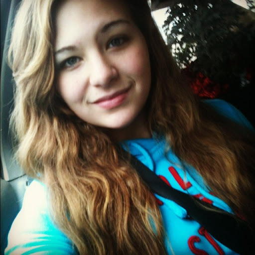 Alicia Heath Photo 13