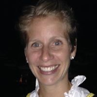 Suzanne Weiss Photo 35