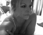 Julie Harper Photo 27