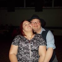Michelle Briggs Photo 28