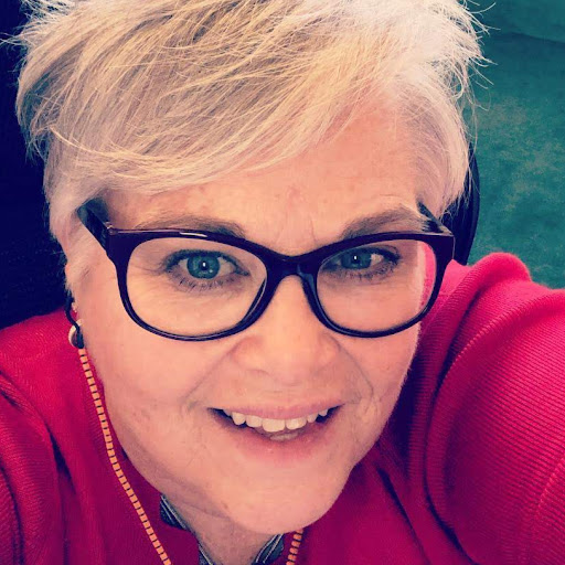 Sheila O'Connor Photo 12