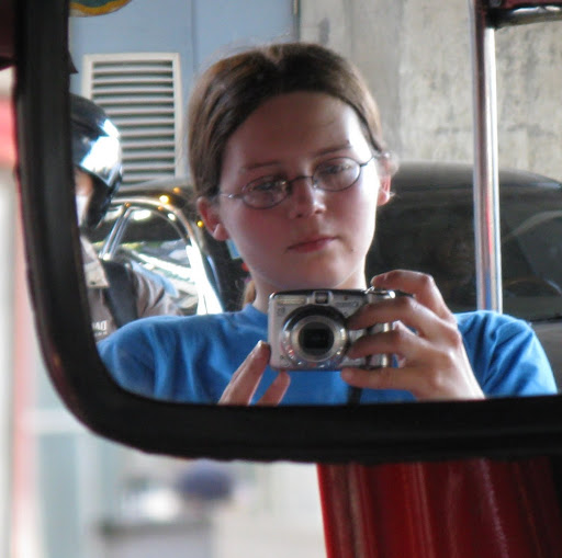 Kelly Robertson Photo 6