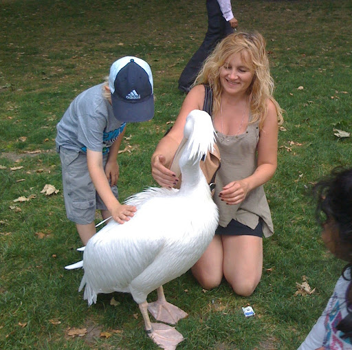 Louise Parnell Photo 3