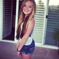 Sarah Curtis Photo 9