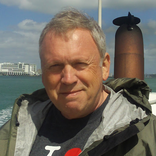 David Hutton Photo 34