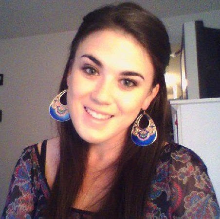Victoria Smith Photo 59