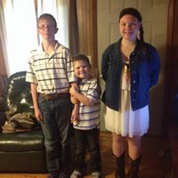 Christy Hutchison Photo 11