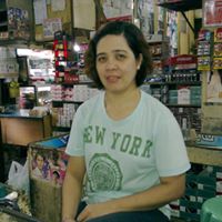 Myrna Flores Photo 26