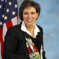 Deborah Broderick Photo 26