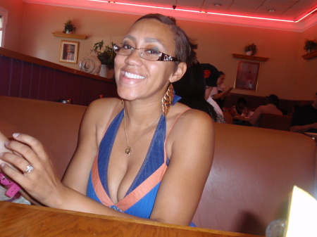 Cecelia Taylor Photo 23