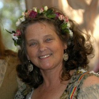 Julie Sauer Photo 32