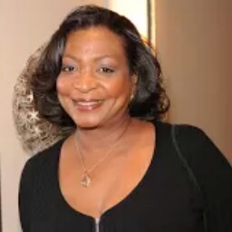 Brenda Thomas Photo 15