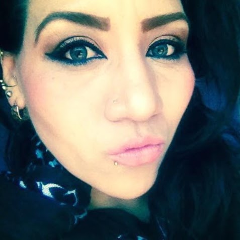 Sharon Ruiz Photo 13