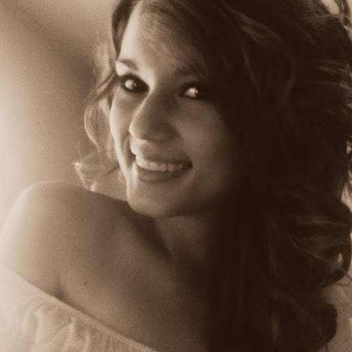 Jamie Hidalgo Photo 19