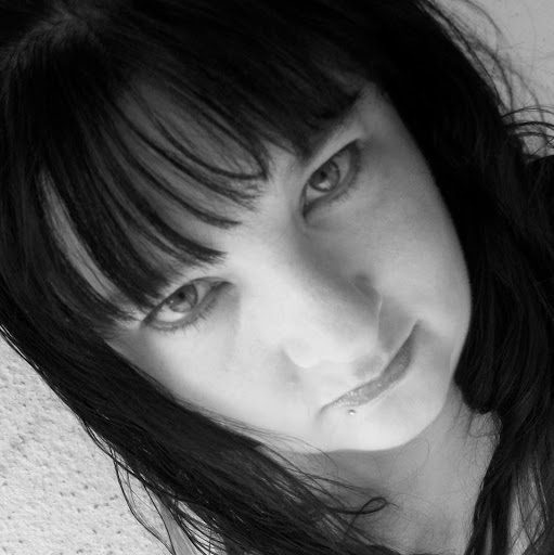 Crystal Evans Photo 38