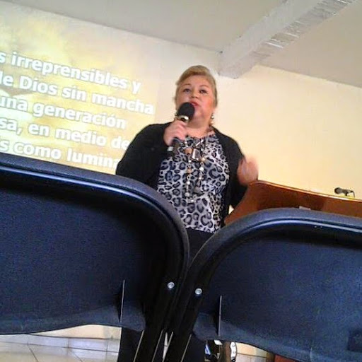 Rebeca Hernandez Photo 20