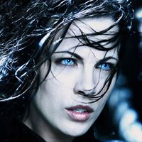 Sarah Moreland Photo 31