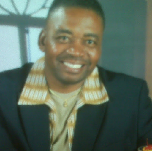 Andre Douglas Photo 11