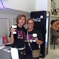 Donna Farrell Photo 41